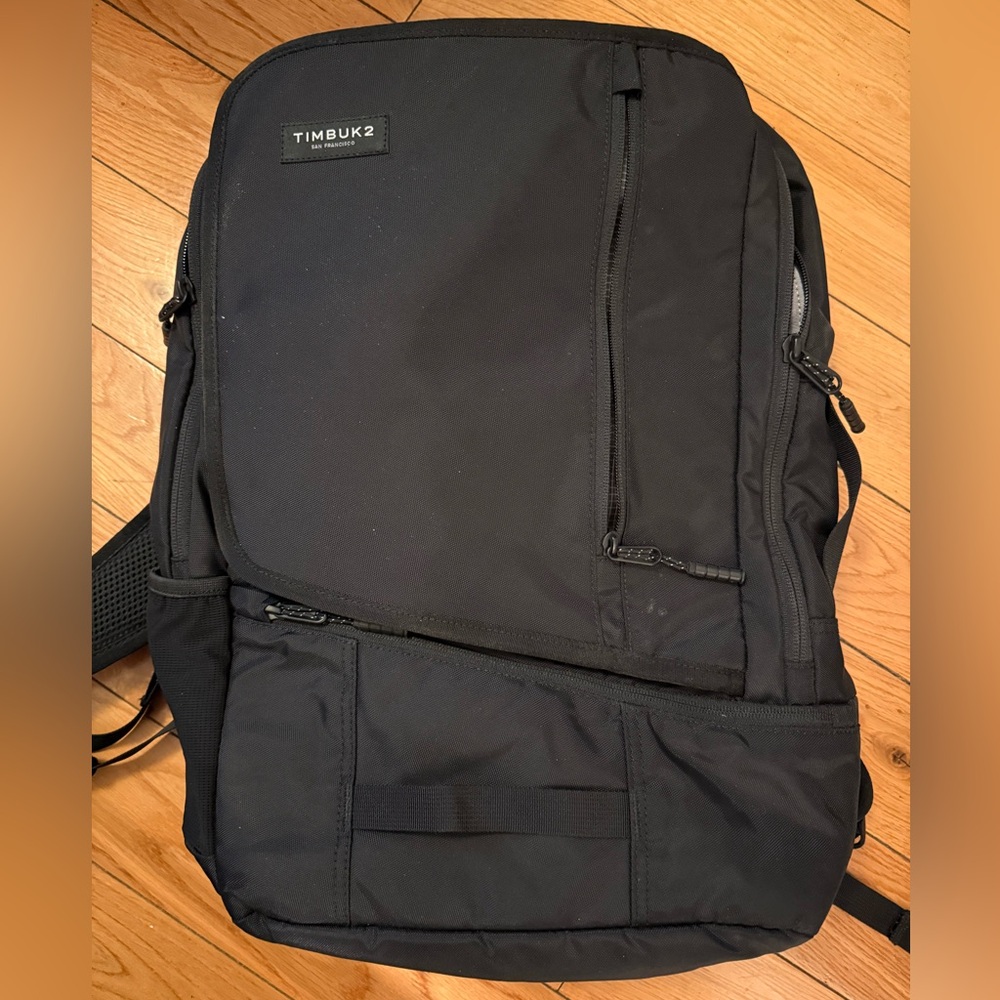 Timbuk2 Q 26L Laptop Bag Black Backpack